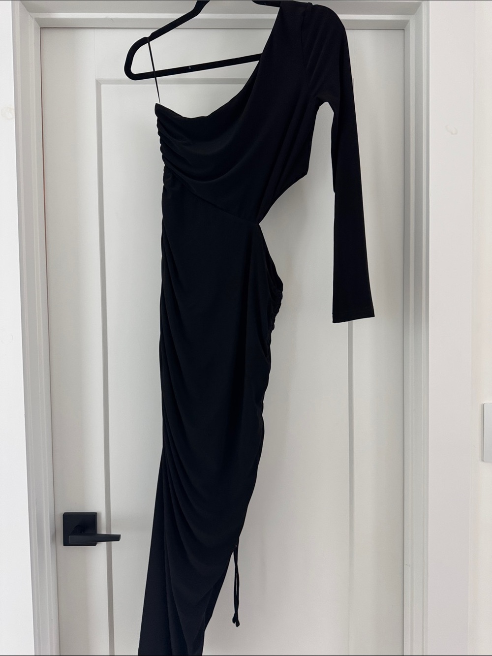 Black One-Shoulder Ruched Evening Dress